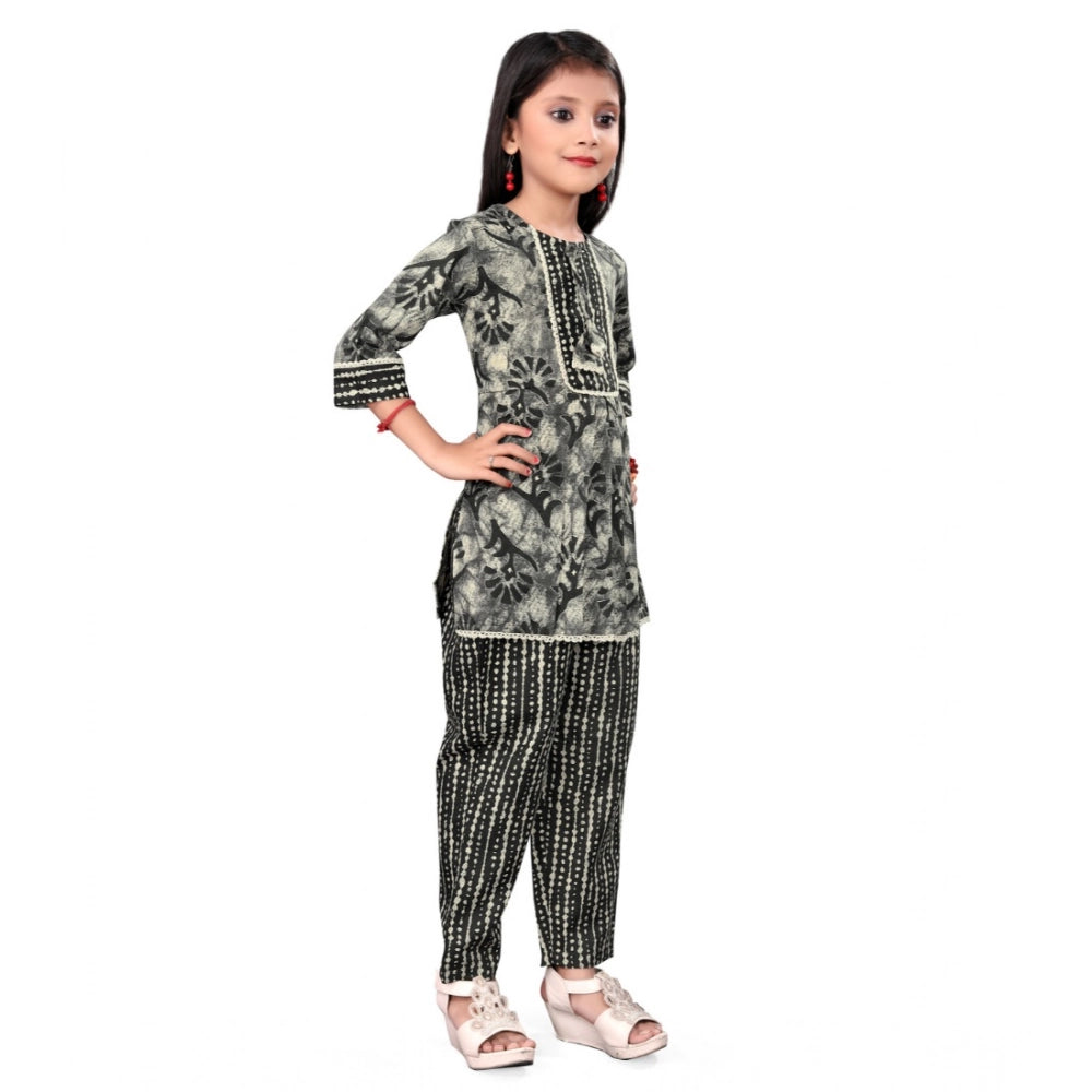 Generic Girl's Cotton Printed Top With Bottom Set (Grey)