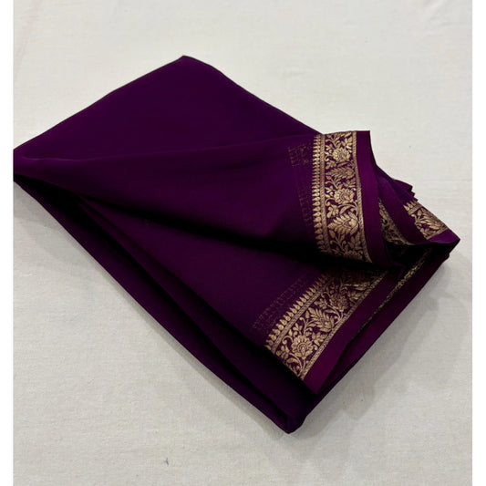 Generic Women's Crepe Chit Pallu Solid Saree With Unstitched Blouse 5.5Mtr (Dark Purple)
